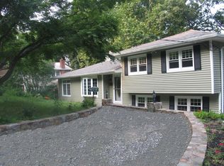 160 Northfield Ave, Dobbs Ferry, NY 10522