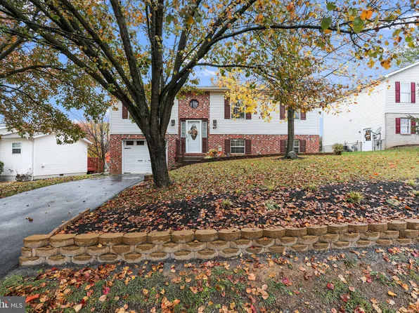 47 Prairie Ln, Martinsburg, WV 25404