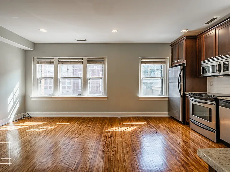 19 W. 1st Ave — Photo 10