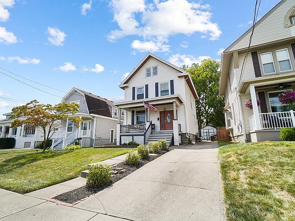3rd image of 3809 Forest Ave