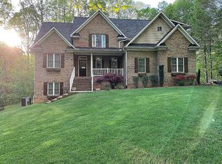 2601 Cliff View Dr, Graham, NC 27253