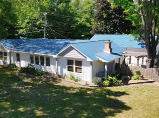 3113 Nelson Dr, Boyne City, MI 49712