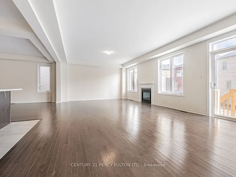 1263 Plymouth Dr — Photo 17