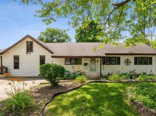 2 Saint Paul Ct, O'Fallon, MO 63366