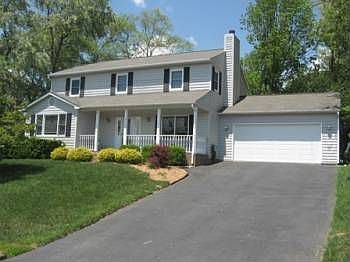 1st image of 2112 Chestnut Dr