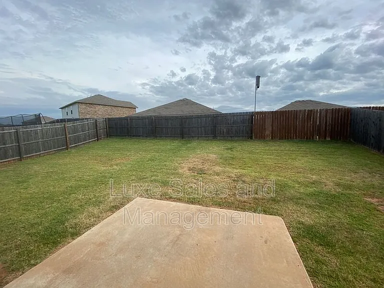 8517 SW 50th St — Photo 26