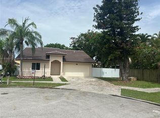 15861 SW 137th Pl, Miami, FL 33177