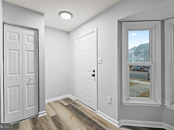 4th image of 3424 Caledonia Cir