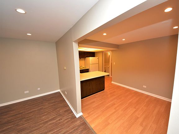 3rd image of 9416 S 78th Ct #5