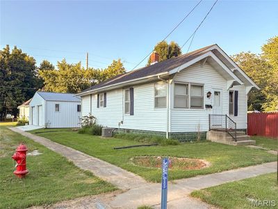 701 E Chestnut St, Gillespie, IL, 62033