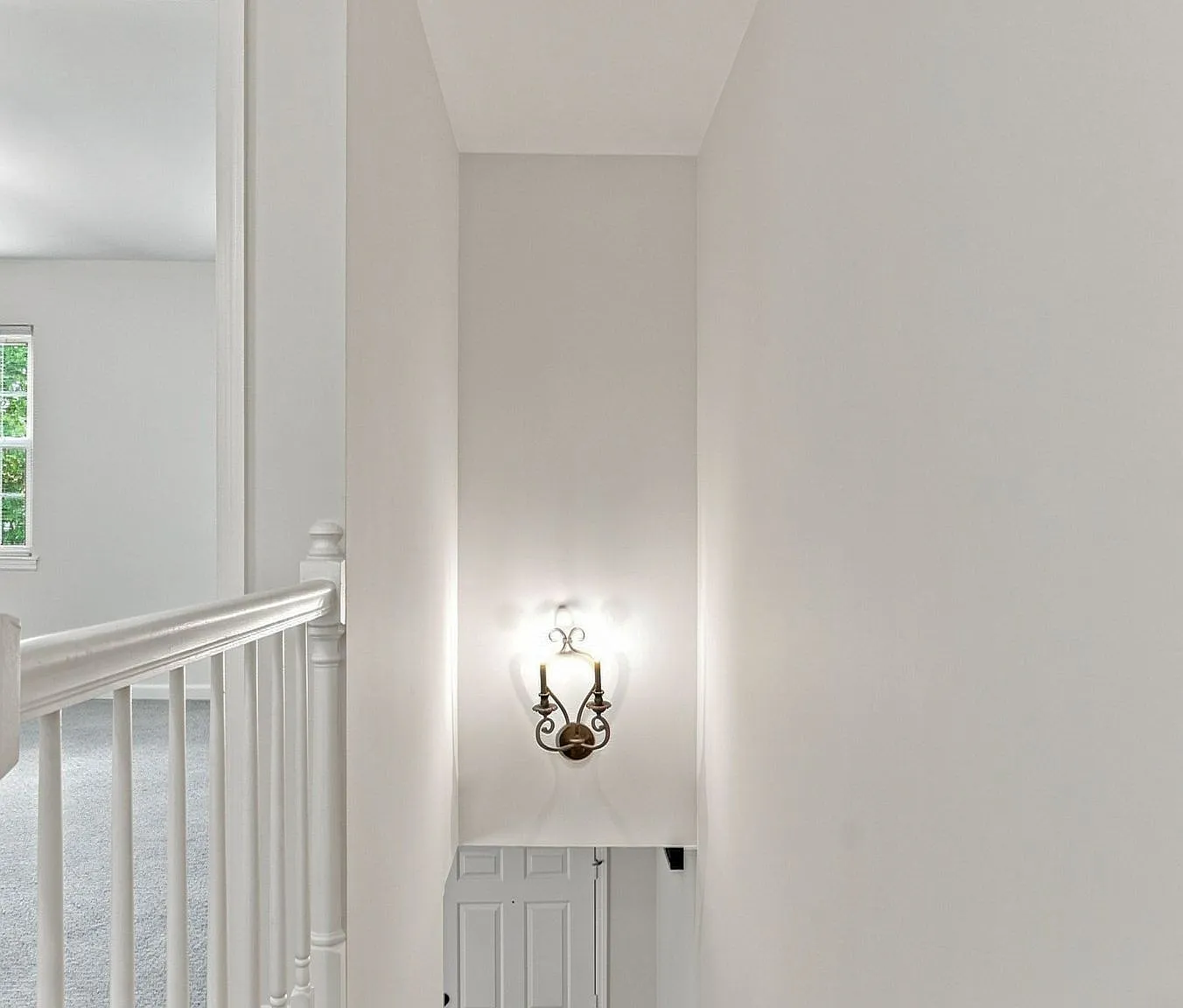2 bed, 1.5 bath, 1224 sqft, $2,200 — Photo 2