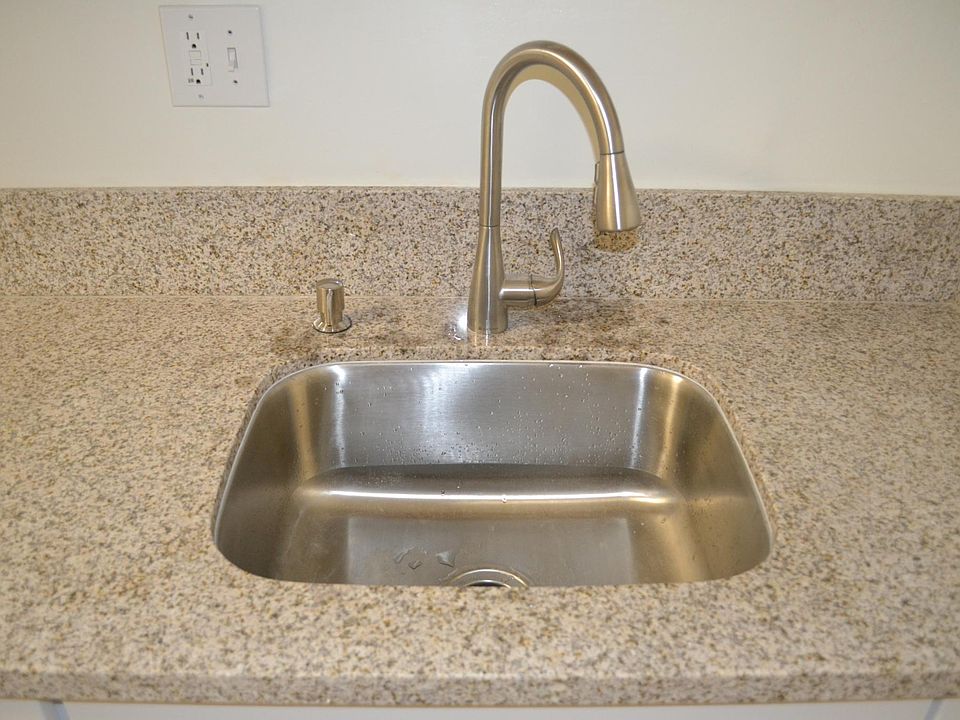 New sink and faucet