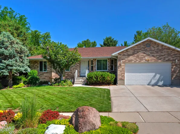 1131 E Old Dairy Rd, Sandy, UT 84094