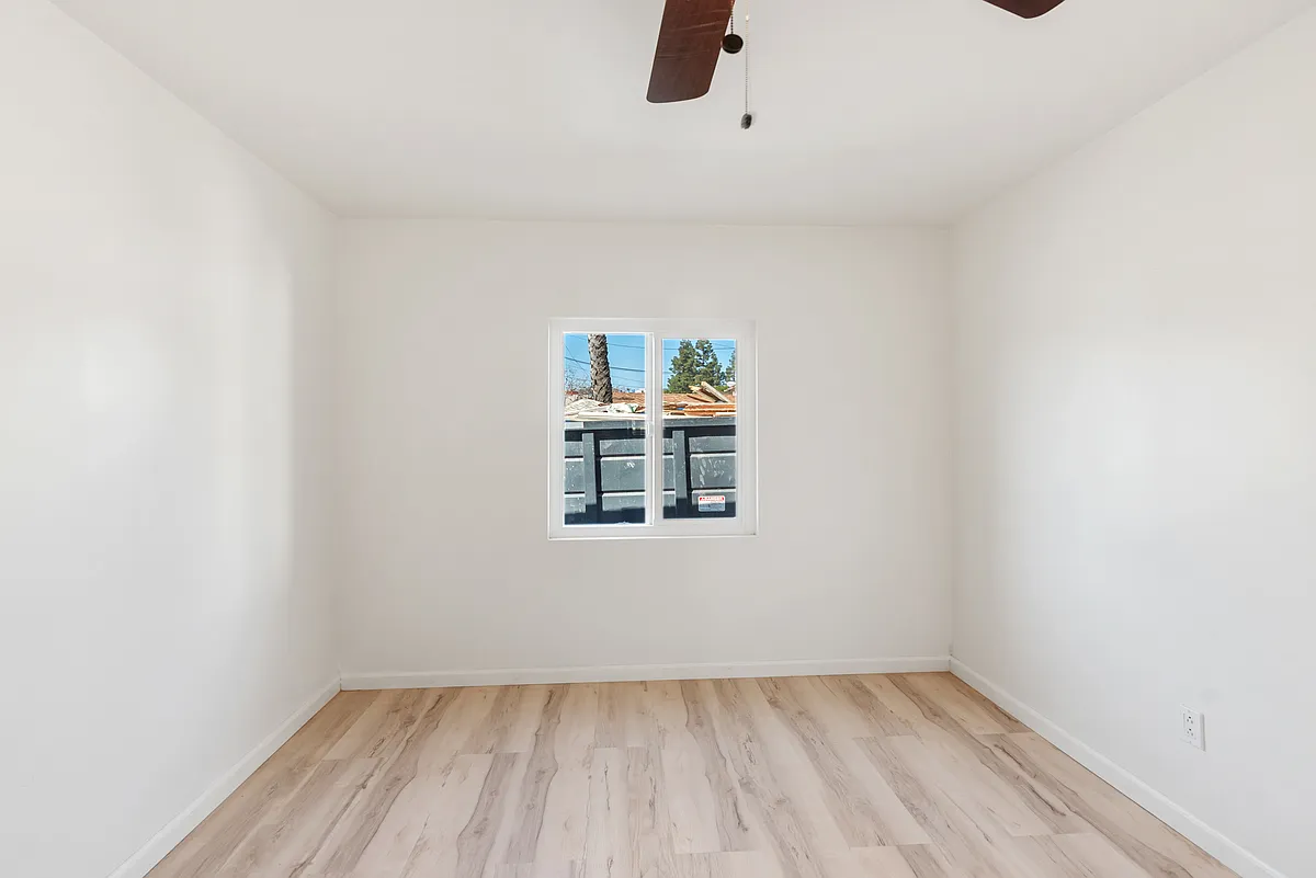 Building Photo - 3340 Island Ave #A