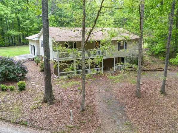 1402 State Highway 150, Summerfield, NC 27358