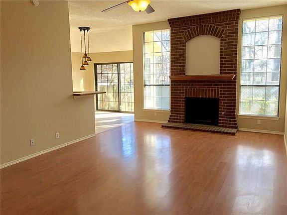 5th image of 1103 Redbird Dr