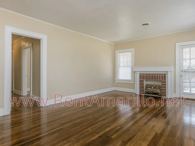 2047 S Hughes St — Photo 3