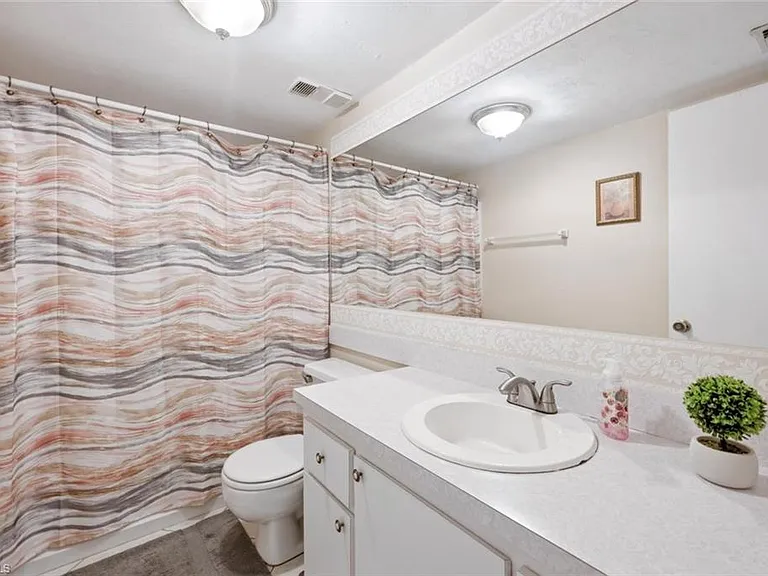 4010 Ice Castle Way #8 — Photo 20