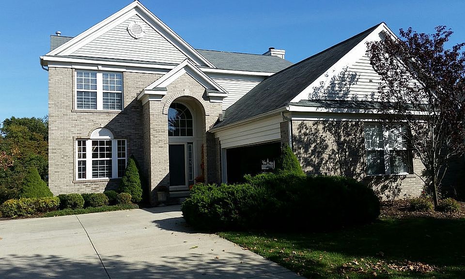 1st image of 622 Rock Hollow Dr NE