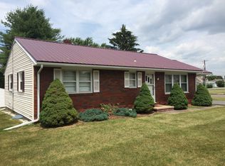 198 E Market St, Mifflinburg, PA 17844