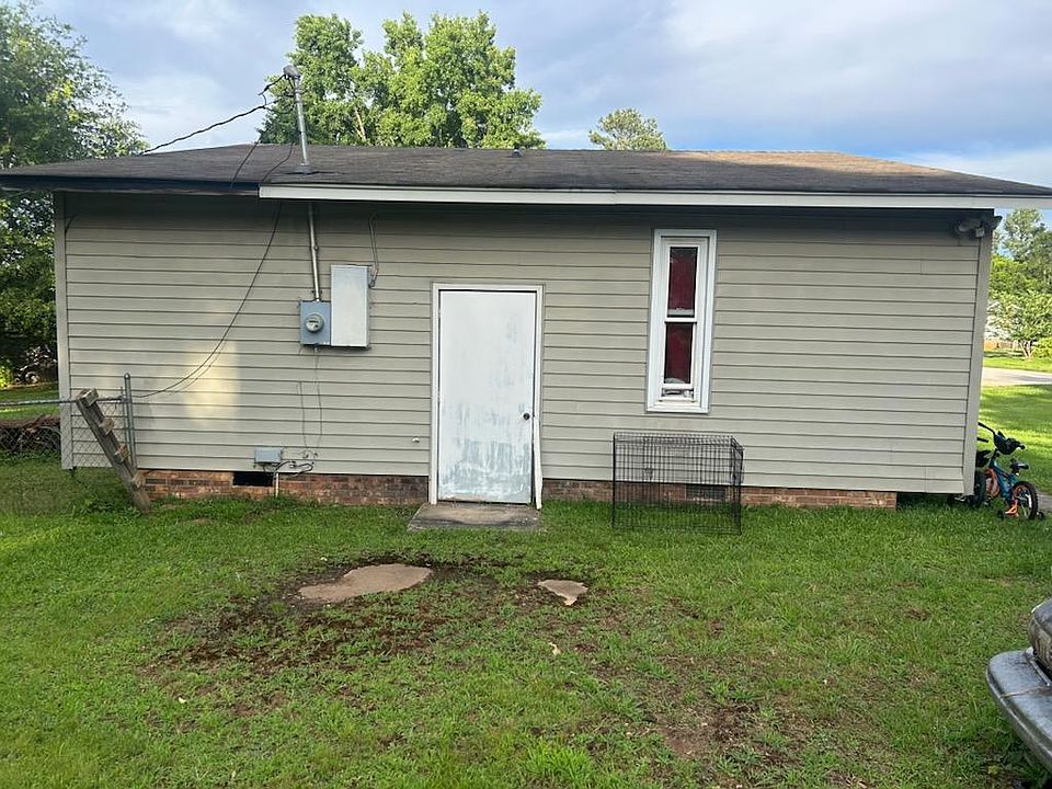 2nd image of 307 Westchester Rd