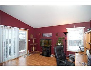 4th image of 1733 N Ashley Ln