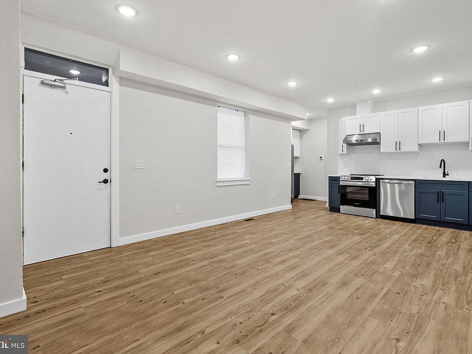 1st image of 871 N Preston St #2