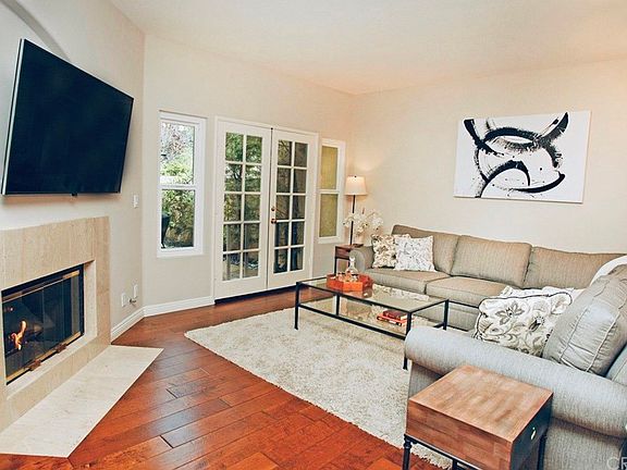 5th image of 5639 Roundtree Pl