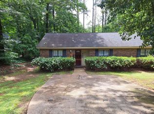 773 Farm Creek Rd NE, Woodstock, GA 30188