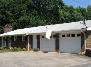 106 Shumate Dr, Collinsville, VA 24078