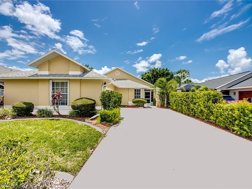 1st image of 9451 Palm Island Cir