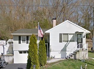 9 Manners Ave, Seymour, CT 06483