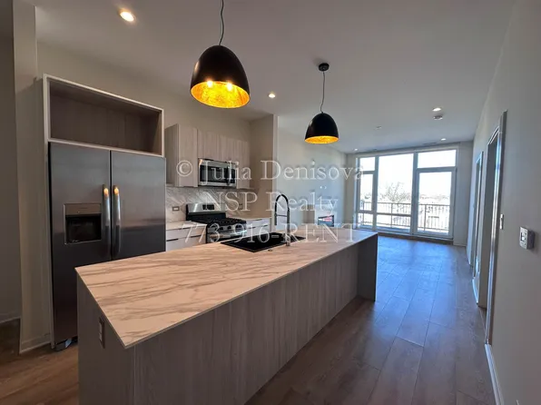 6340-302 W Belmont Ave, Chicago, IL