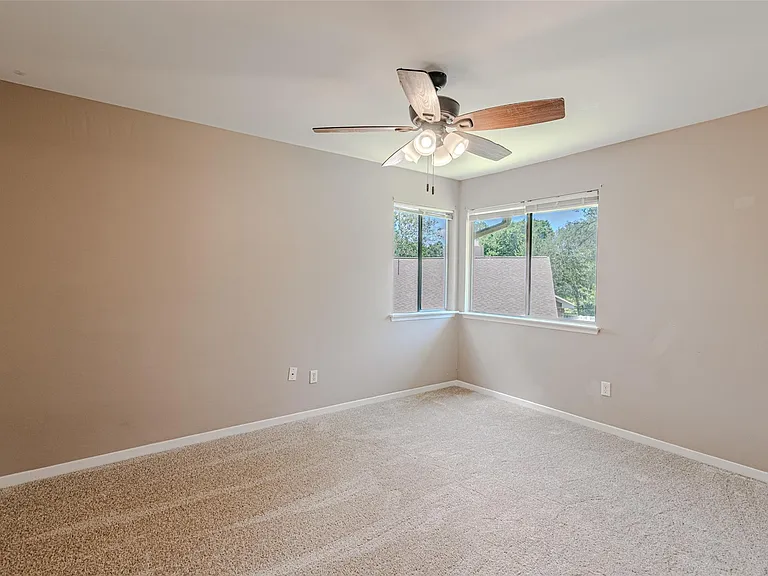 18506 Creekfield Ct — Photo 41