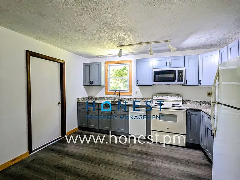 2496 N Belfast Ave #1 — Photo 4
