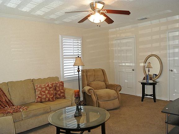 4th image of 1220 Avenue L