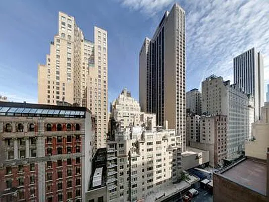 Sold by Barkin and Associates | media 21