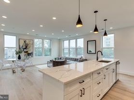 646 Newton Pl NW, Washington, DC