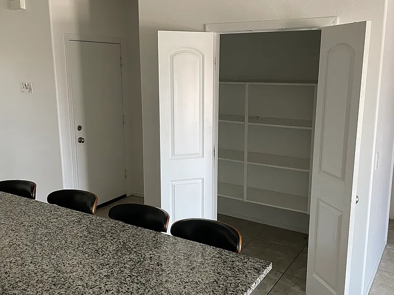 1269 E Denvil Dr — Photo 16