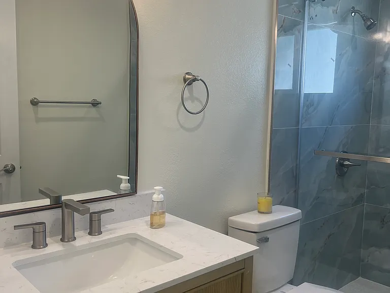 2081 S Gail Ln — Photo 2