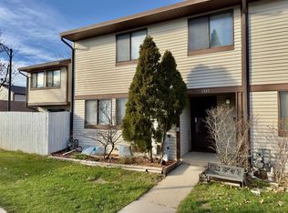 1377 Court Marguerite, Hanover Park, IL 60133
