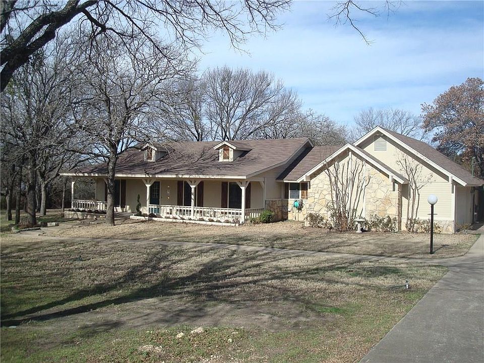 1st image of 6704 Victorian Ct