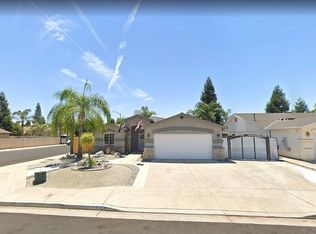 2698 Santa Ana Ave, Clovis, CA 93611