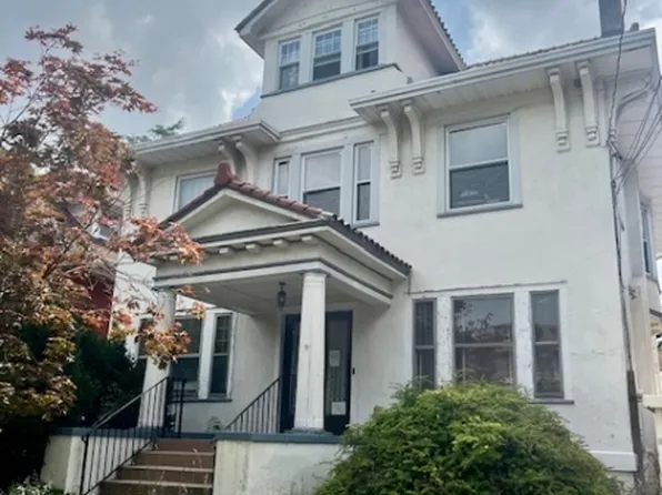 671 Clifton Ave, Newark City, NJ 07104