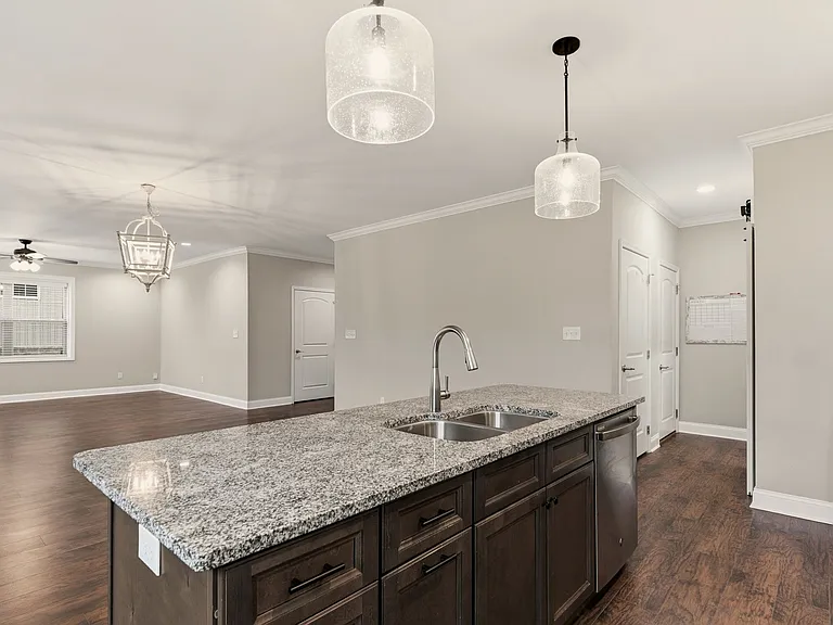 9924 Winding Hill Ln — Photo 42