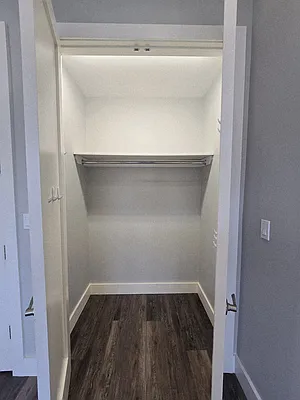 Rented by Voro Purple LLC | media 41