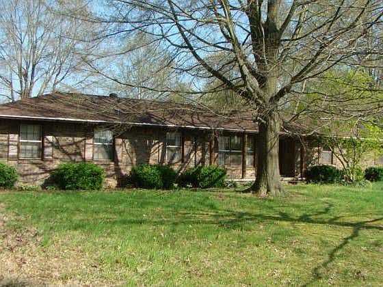 1st image of 2122 Wedgewood Dr