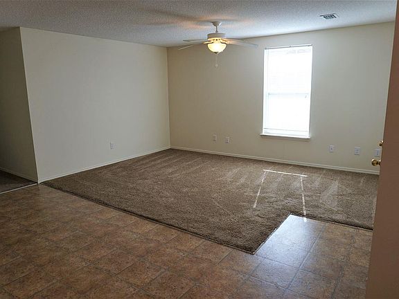 4th image of 8662 Figland Ave