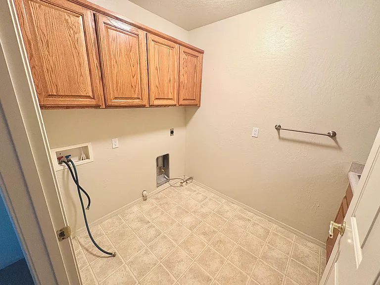 3700 W 25th Pl — Photo 22