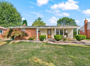 26870 Constance St, Dearborn Heights, MI